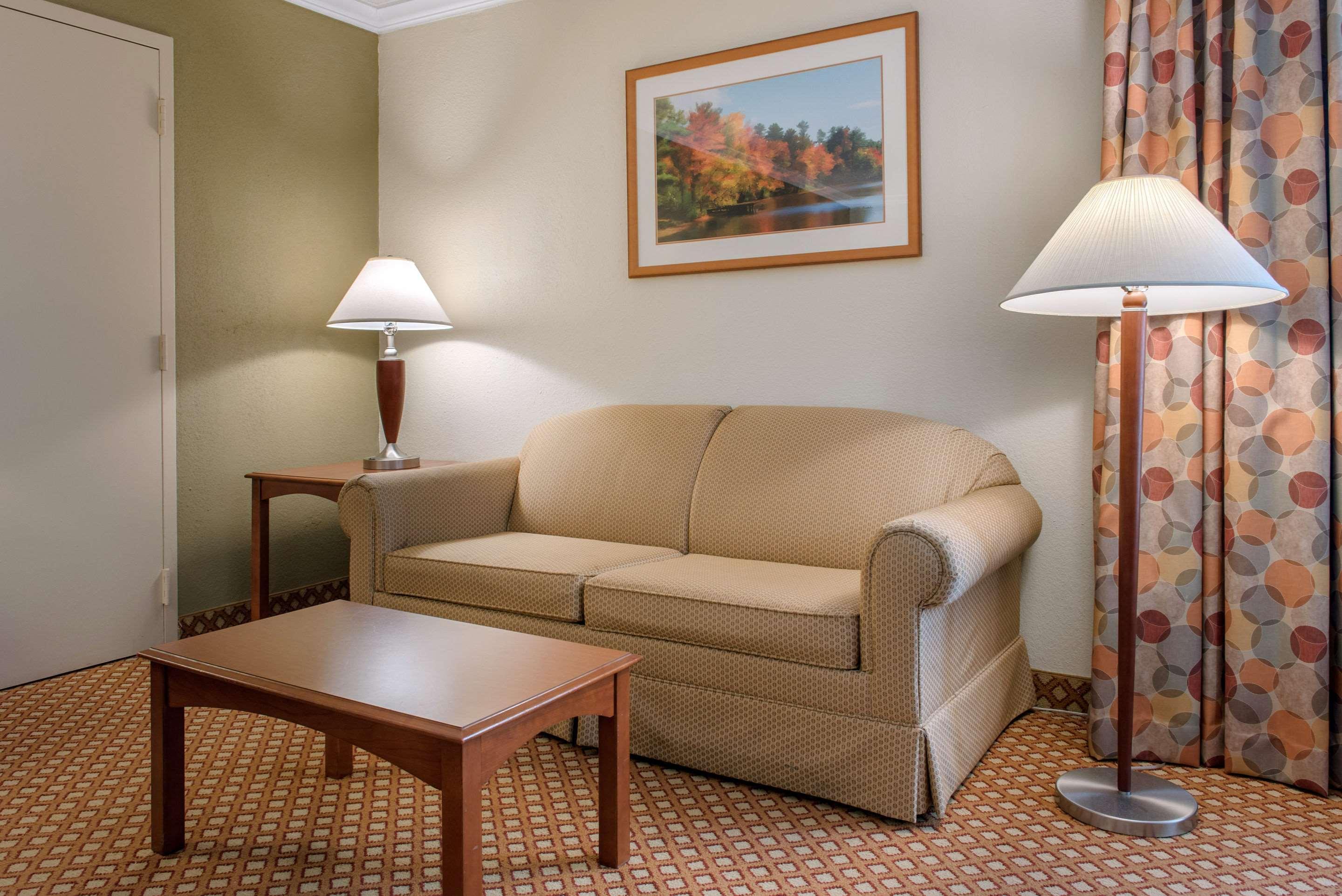 ควอลิตี้ โฮเต็ล คอนเฟอเรนซ์ เซ็นเตอร์ ซินซิแนตติ บลูแอช Hotel ภายนอก รูปภาพ